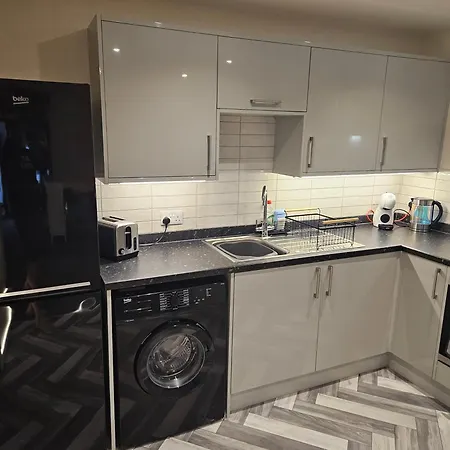 Centre The Wash House *